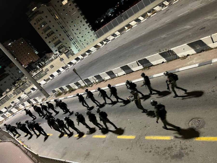 القدس : حملة للشرطة في مخيم شعفاط